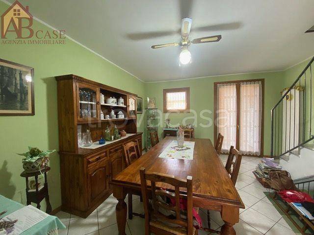 appartamento in vendita a Gambolò