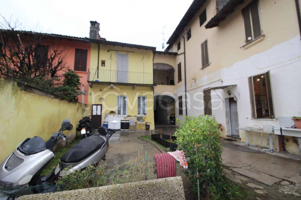 appartamento in vendita a Gambolò