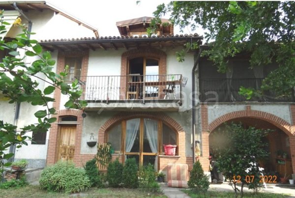 casa indipendente in vendita a Gambolò in zona Garbana