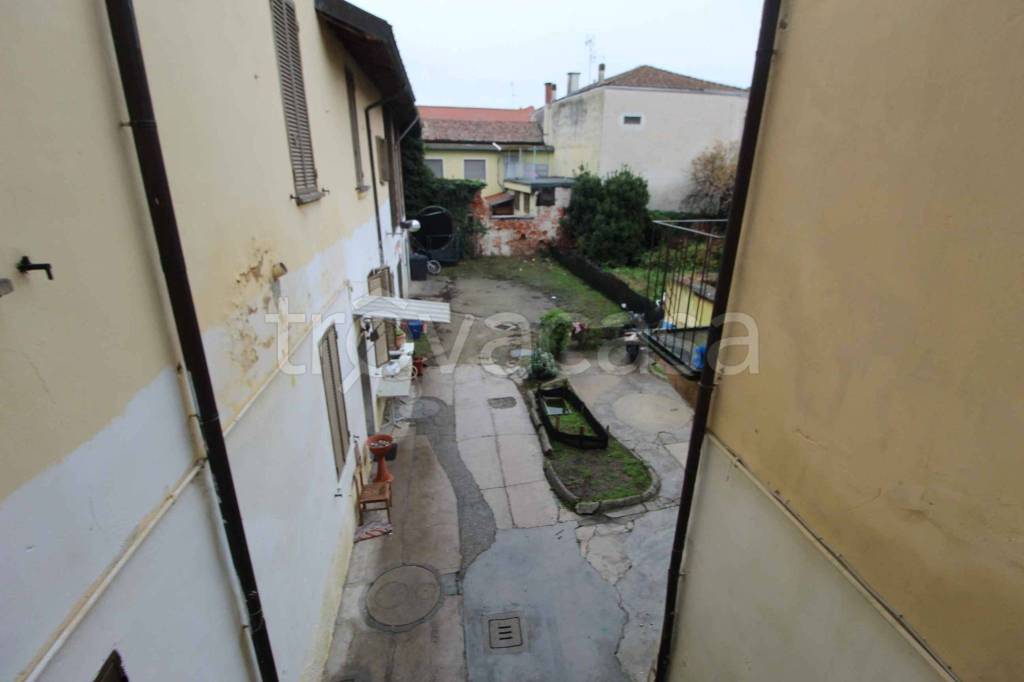 appartamento in vendita a Gambolò