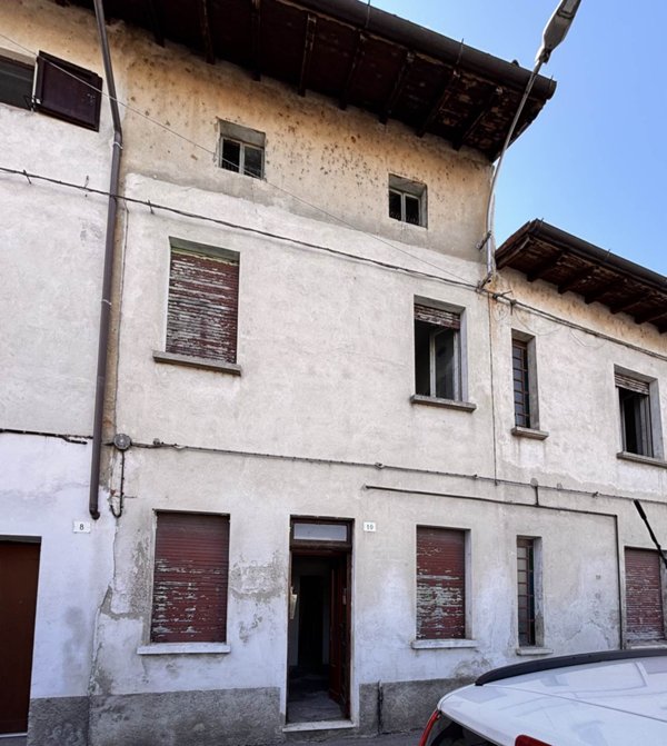 casa indipendente in vendita a Gambolò