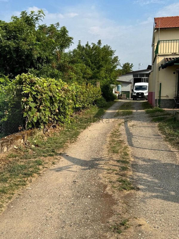 appartamento in vendita a Gambolò