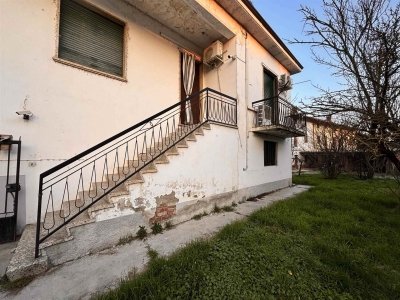 casa indipendente in vendita a Gambolò