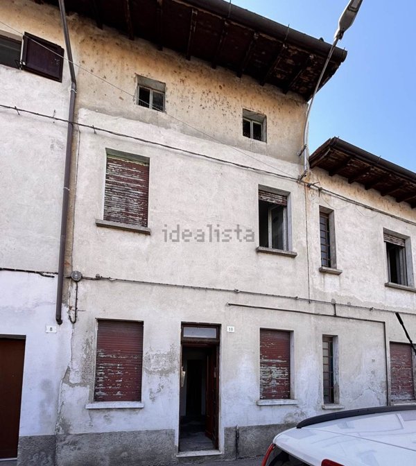 casa indipendente in vendita a Gambolò
