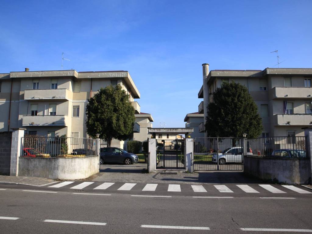 appartamento in vendita a Gambolò