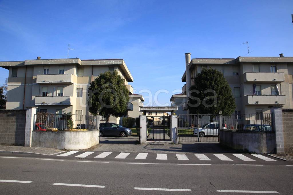 appartamento in vendita a Gambolò