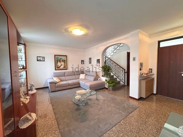 casa indipendente in vendita a Gambolò