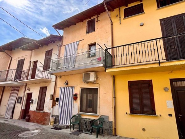 casa indipendente in vendita a Gambolò
