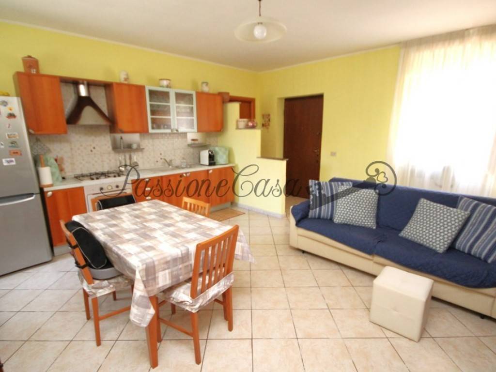 appartamento in vendita a Gambolò