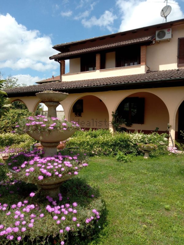 casa indipendente in vendita a Gambolò