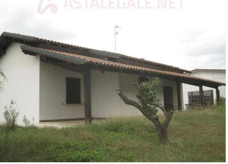 casa indipendente in vendita a Gambolò