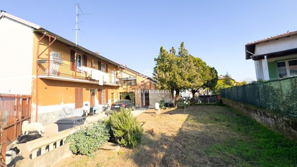 casa indipendente in vendita a Gambolò