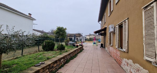 casa indipendente in vendita a Gambolò