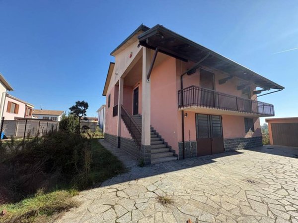 casa indipendente in vendita a Gambolò