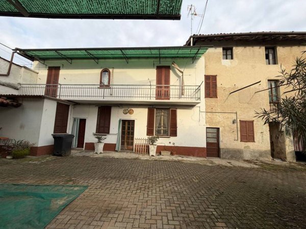 casa indipendente in vendita a Gambolò