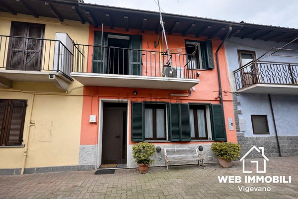 casa indipendente in vendita a Gambolò