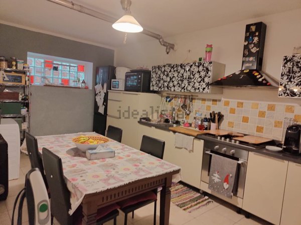 casa indipendente in vendita a Gambolò in zona Remondò