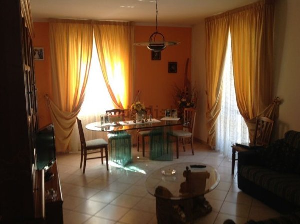 casa indipendente in vendita a Gambolò