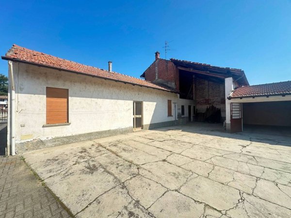 casa indipendente in vendita a Gambolò