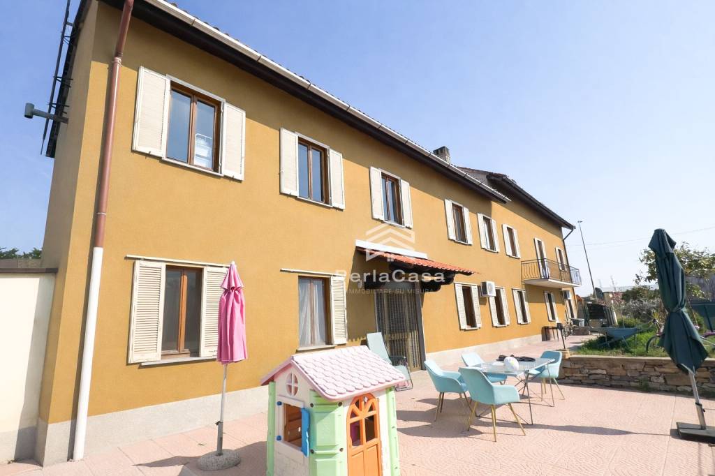 casa indipendente in vendita a Gambolò