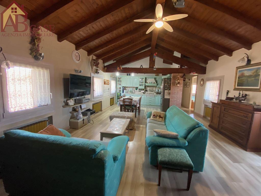 appartamento in vendita a Gambolò