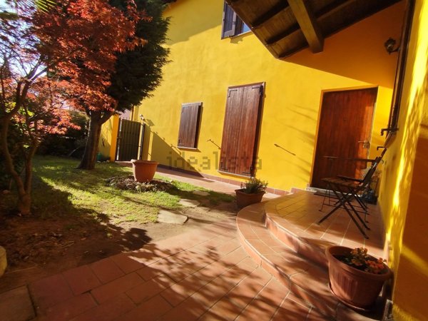 casa indipendente in vendita a Gambolò in zona Remondò