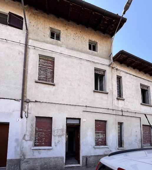 casa indipendente in vendita a Gambolò
