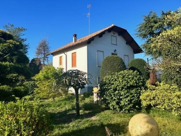 casa indipendente in vendita a Gambolò
