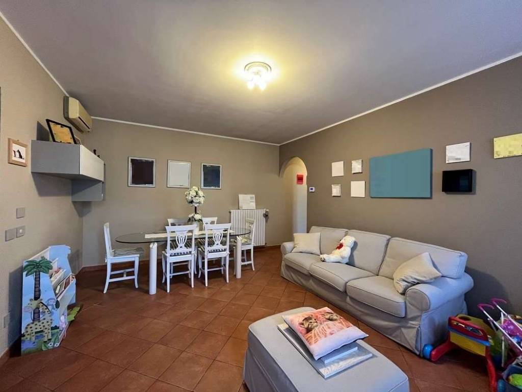 appartamento in vendita a Gambolò