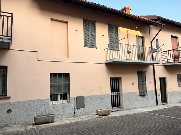 casa indipendente in vendita a Gambolò
