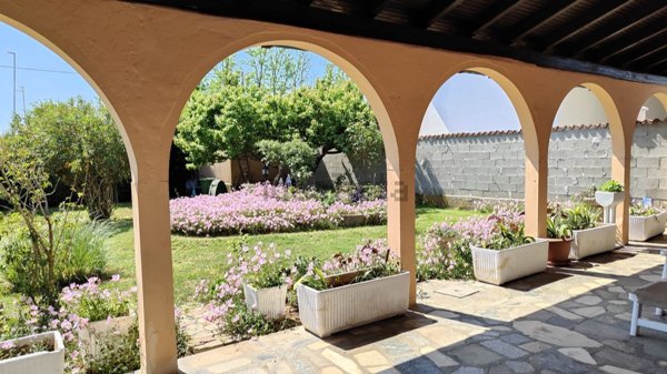 casa indipendente in vendita a Gambolò