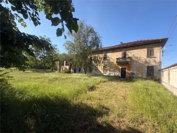 casale in vendita a Gambolò