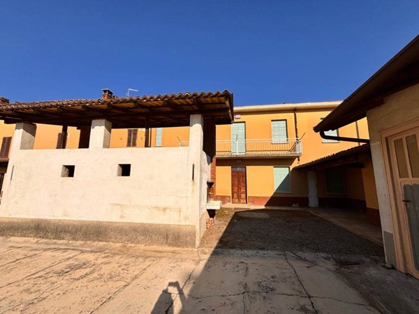 casa indipendente in vendita a Gambolò