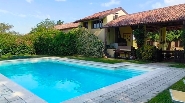 casa indipendente in vendita a Gambolò in zona Garbana