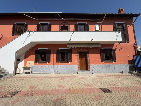 appartamento in vendita a Gambolò in zona Stradella