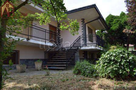 casa indipendente in vendita a Gambolò