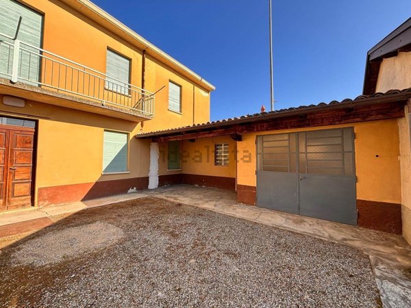 casa indipendente in vendita a Gambolò