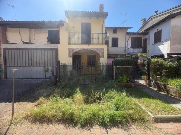 appartamento in vendita a Gambolò
