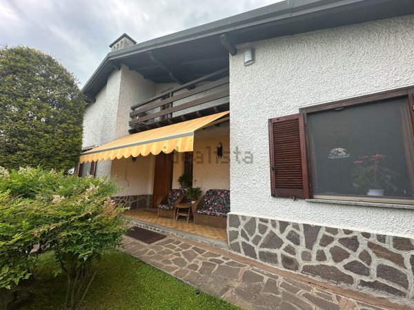 casa indipendente in vendita a Gambolò