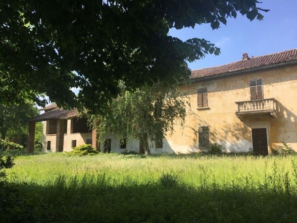 casa indipendente in vendita a Gambolò in zona Remondò