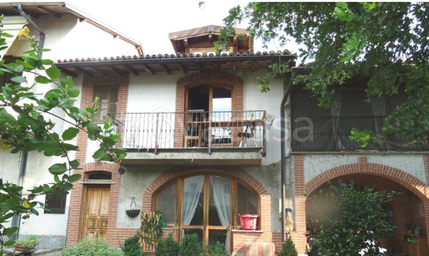 casa indipendente in vendita a Gambolò in zona Garbana