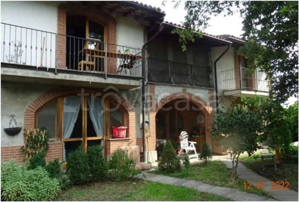 casa indipendente in vendita a Gambolò in zona Garbana