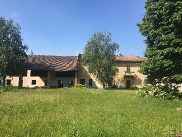 casale in vendita a Gambolò