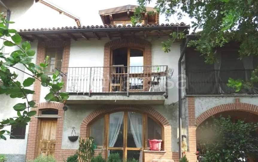 casa indipendente in vendita a Gambolò in zona Garbana