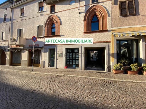 terreno edificabile in vendita a Gambolò