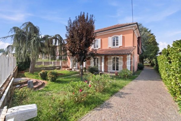 casa indipendente in vendita a Gambolò