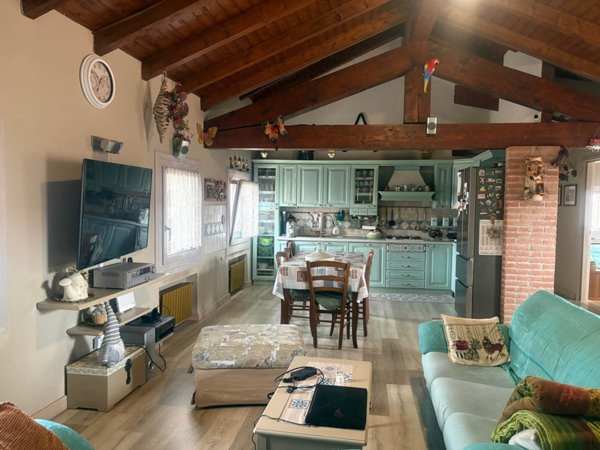 appartamento in vendita a Gambolò