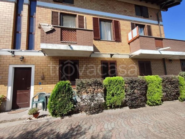 casa indipendente in vendita a Gambolò