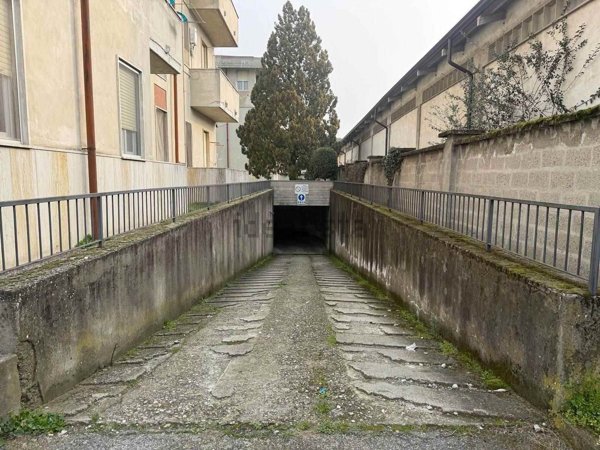 box auto in vendita a Gambolò