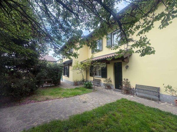 casa indipendente in vendita a Gambolò